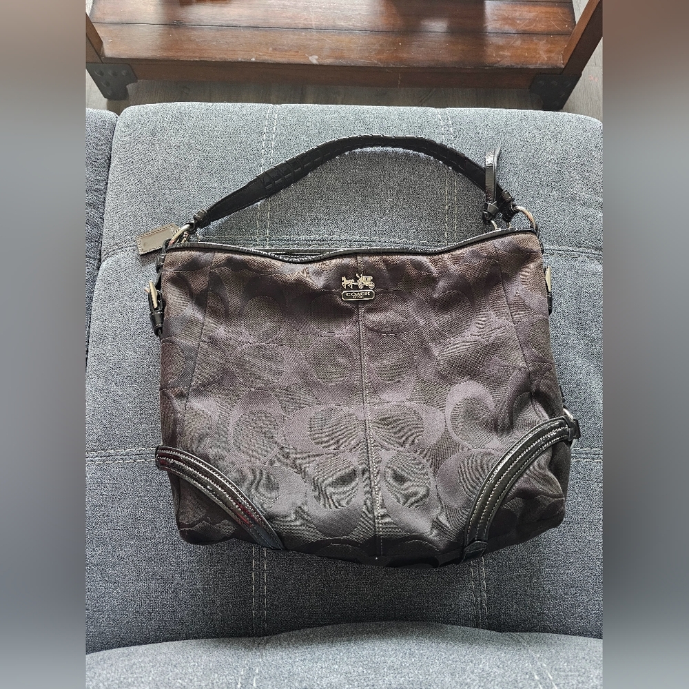 Coach Chelsea Signature Katarina Bag - #18903 - Black - Picture 12 of 15